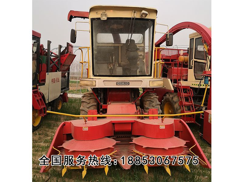 輪式圓盤內(nèi)置粉碎青黃儲(chǔ)機(jī)