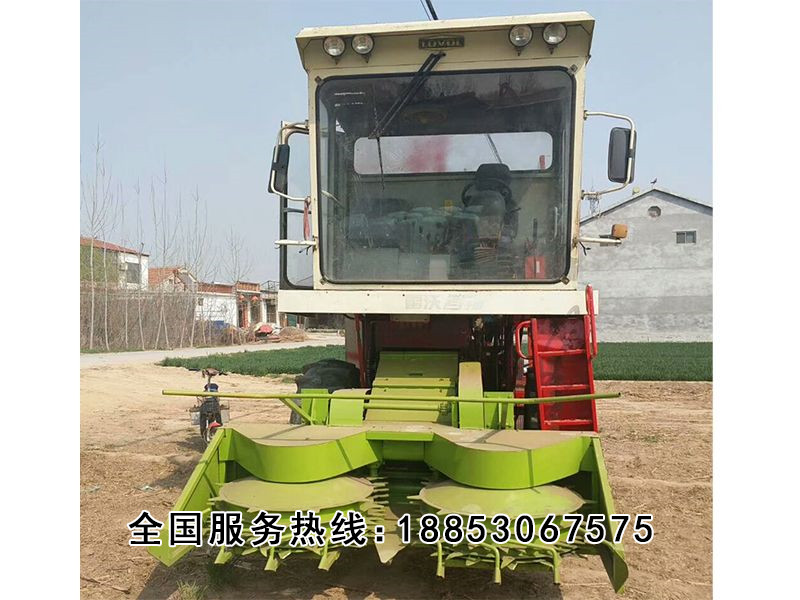 內(nèi)置圓盤式青儲機(jī)